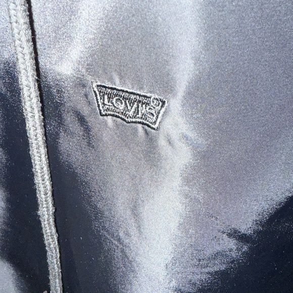 Levi's Black Coaches Raincoat with Hood and Weather-Resistant Fabric - Picture 6 of 10